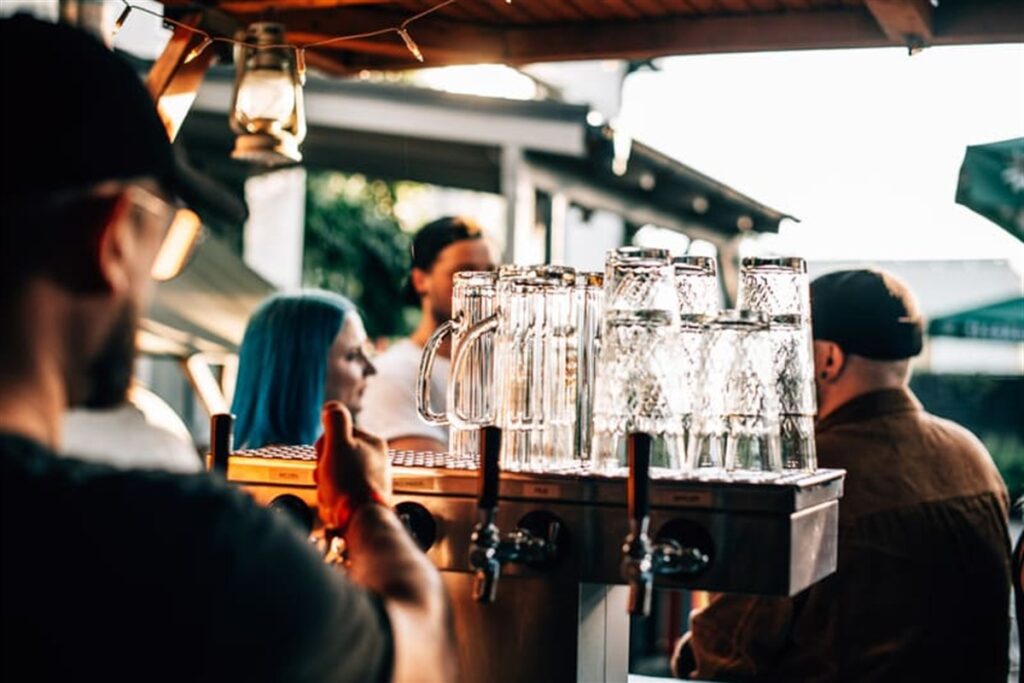 Zapfanlage im Biergarten